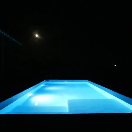 Warung בית הארחה