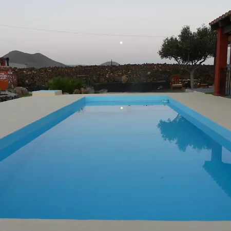 Warung Konukevi Lajares